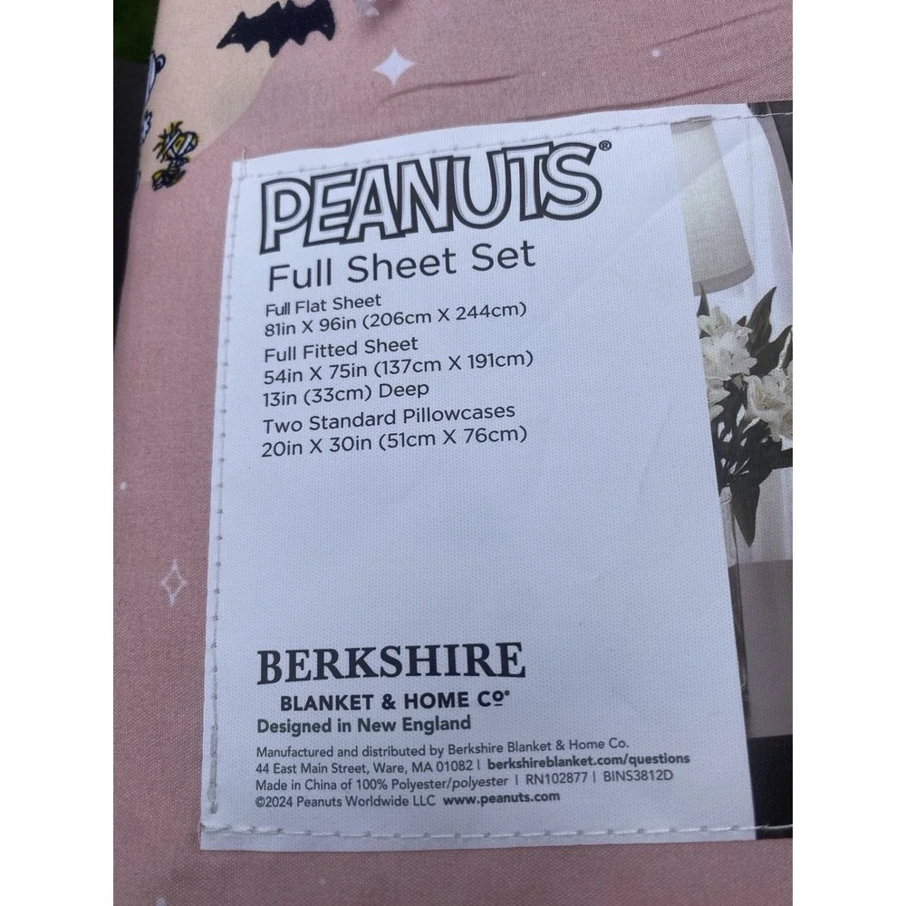 Peanuts 4pc Pink Halloween FULL SHEET SET Mummy Snoopy Woodstock by Berkshire
